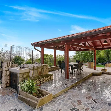 Denis Naturparadies With Garden,whirlpool,sea View Vila *