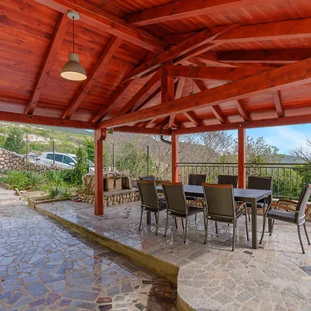 Vilă Denis Naturparadies With Garden,whirlpool,sea View Hreljin